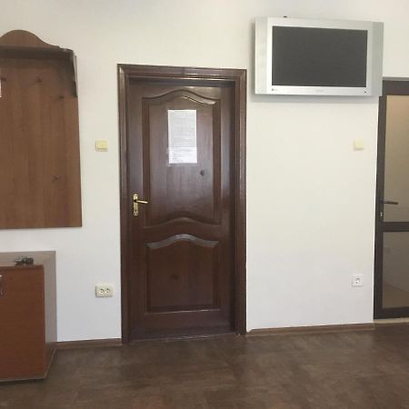 Міні-Готель Нептун Rivne Eksteriør billede